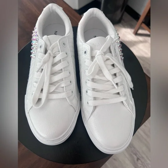 NWOT Nautica Sneakers - Picture 3 of 4